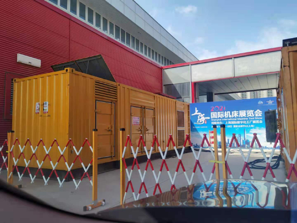 上林发电车出租-发电机无电压或电压太低怎么办？